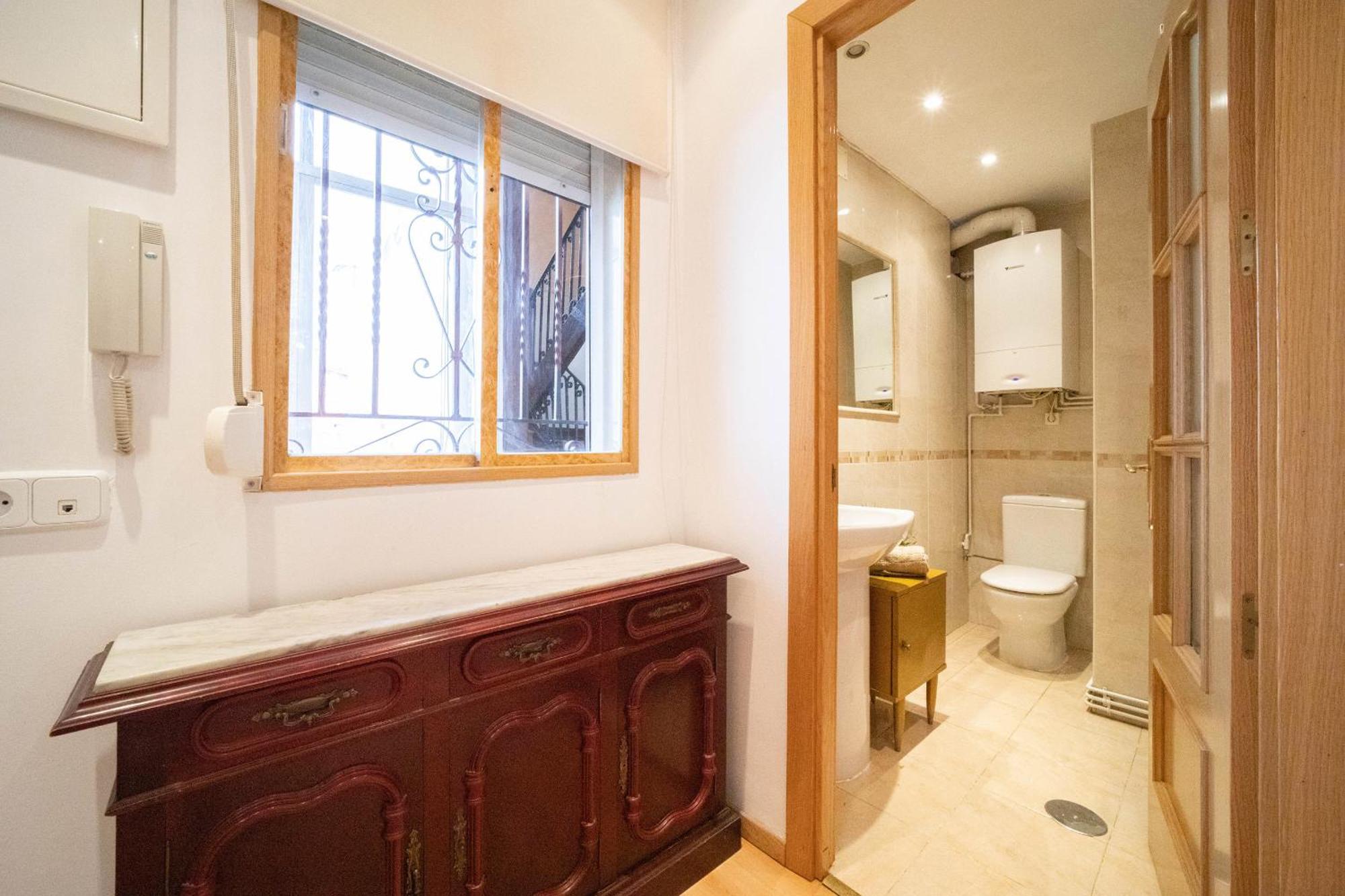 Apartamento Con Encanto Y Luz En Pleno Centro Мадрид Екстериор снимка
