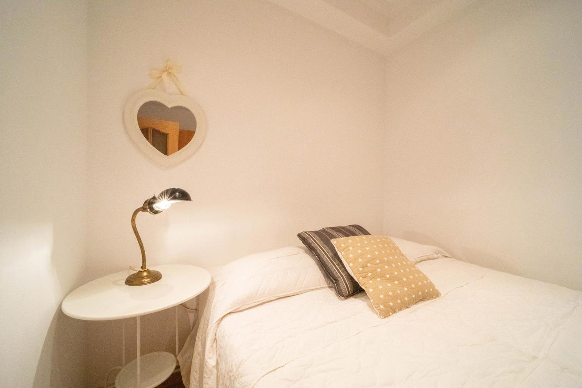 Apartamento Con Encanto Y Luz En Pleno Centro Мадрид Екстериор снимка